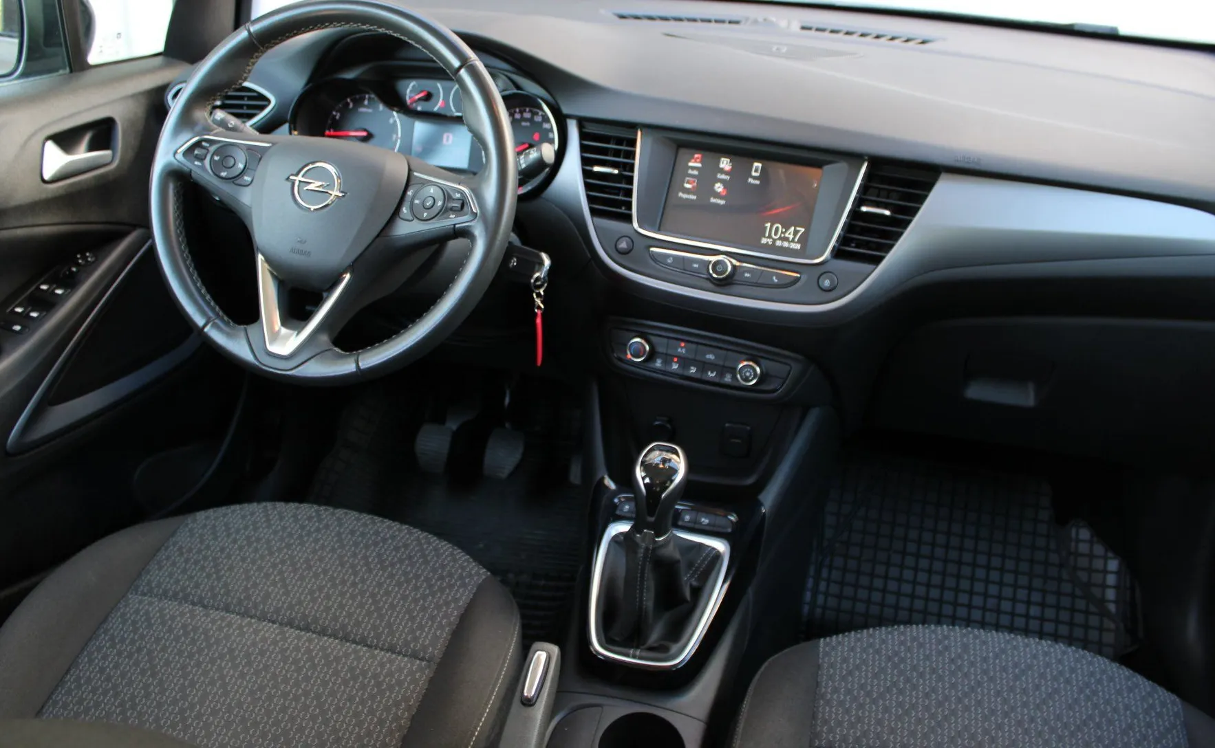 Zunanja slika - Opel Crossland X - 1.2 61KW Edition-LED ŽAROMETI-PDC-37.000km - 11