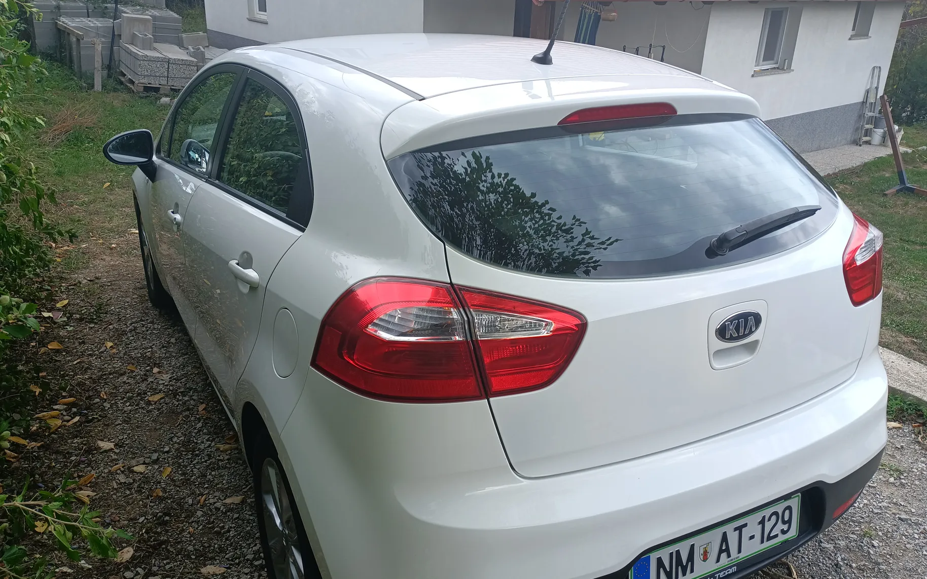 Zunanja slika - KIA Rio - 1,4 CRDi EX Fun - 1