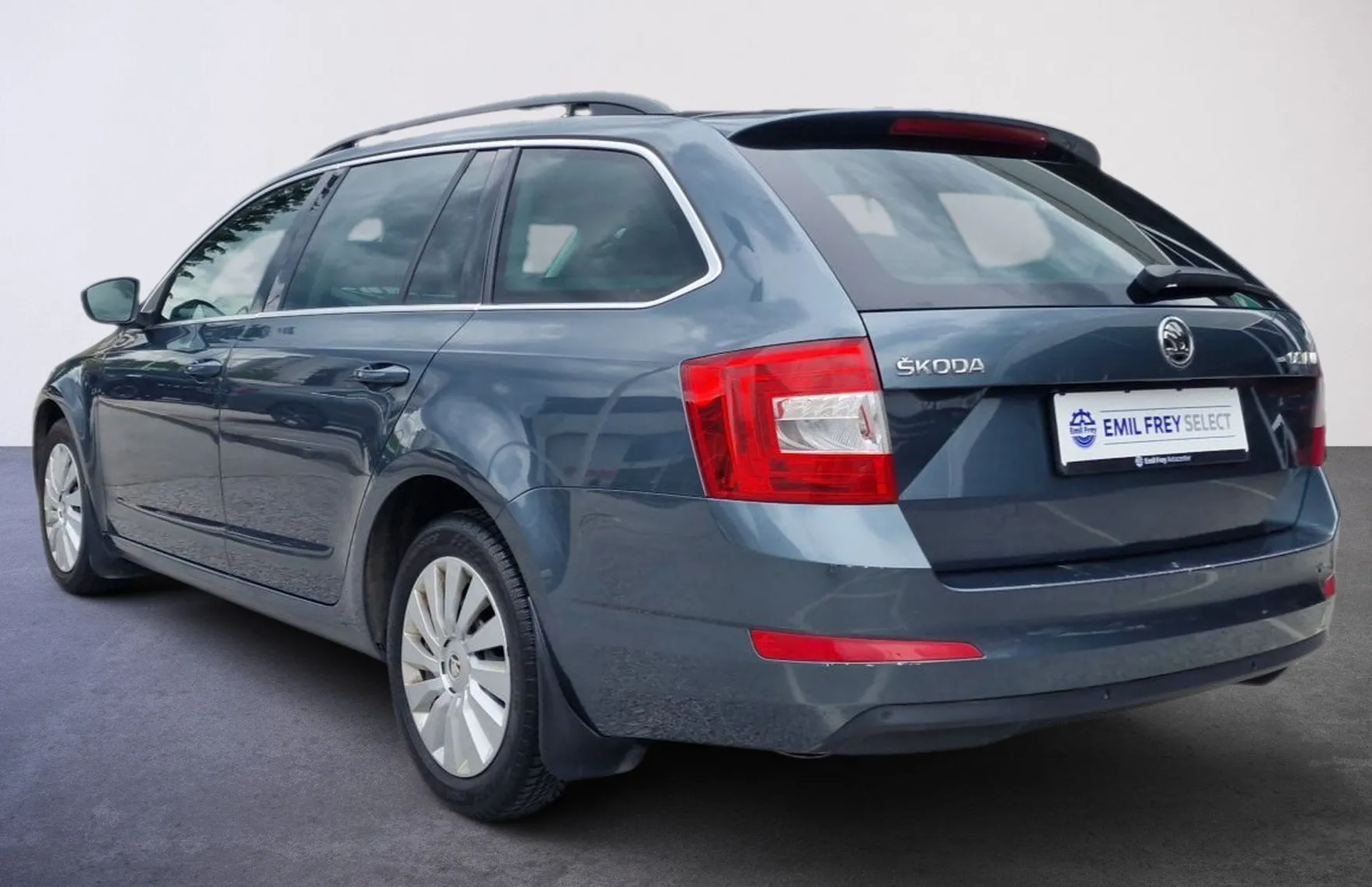 Zunanja slika - Škoda Octavia - Combi 2.0 TDI - 4