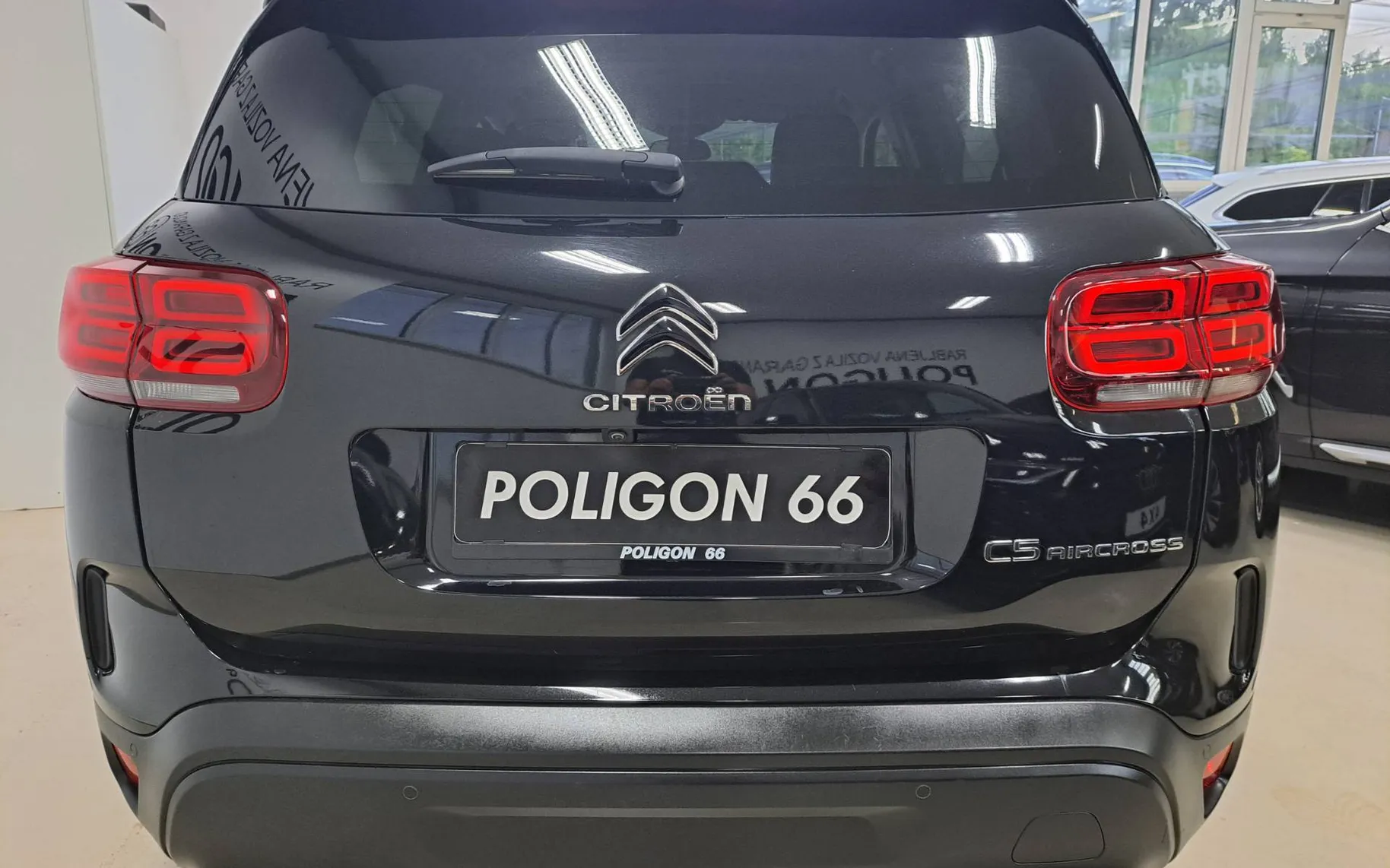 Zunanja slika - Citroën C5 Aircross - Shine-FULL LED-KAMERA-1 LASTNIK-GARANCIJA-KOT NOV - 4