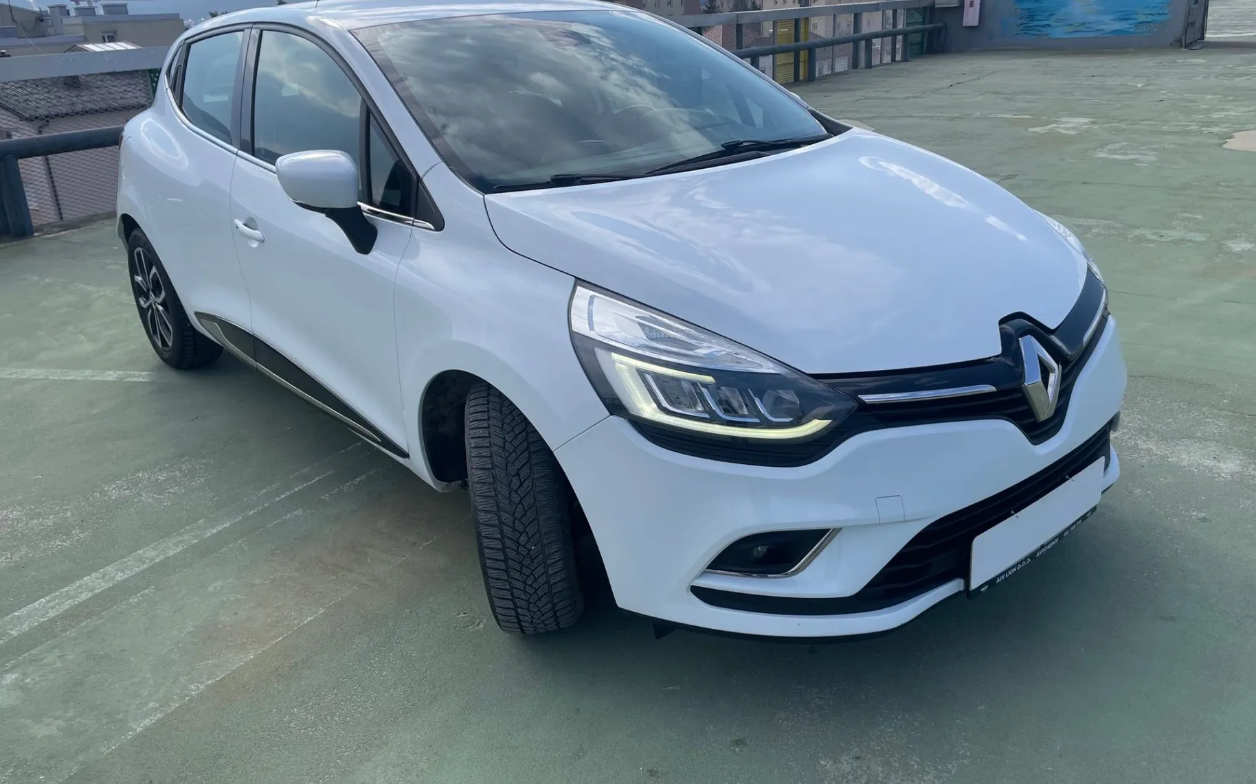 Zunanja slika - Renault Clio - Intens 1.2 16v 2XPDC.LED.DELNO USNJE. - 3