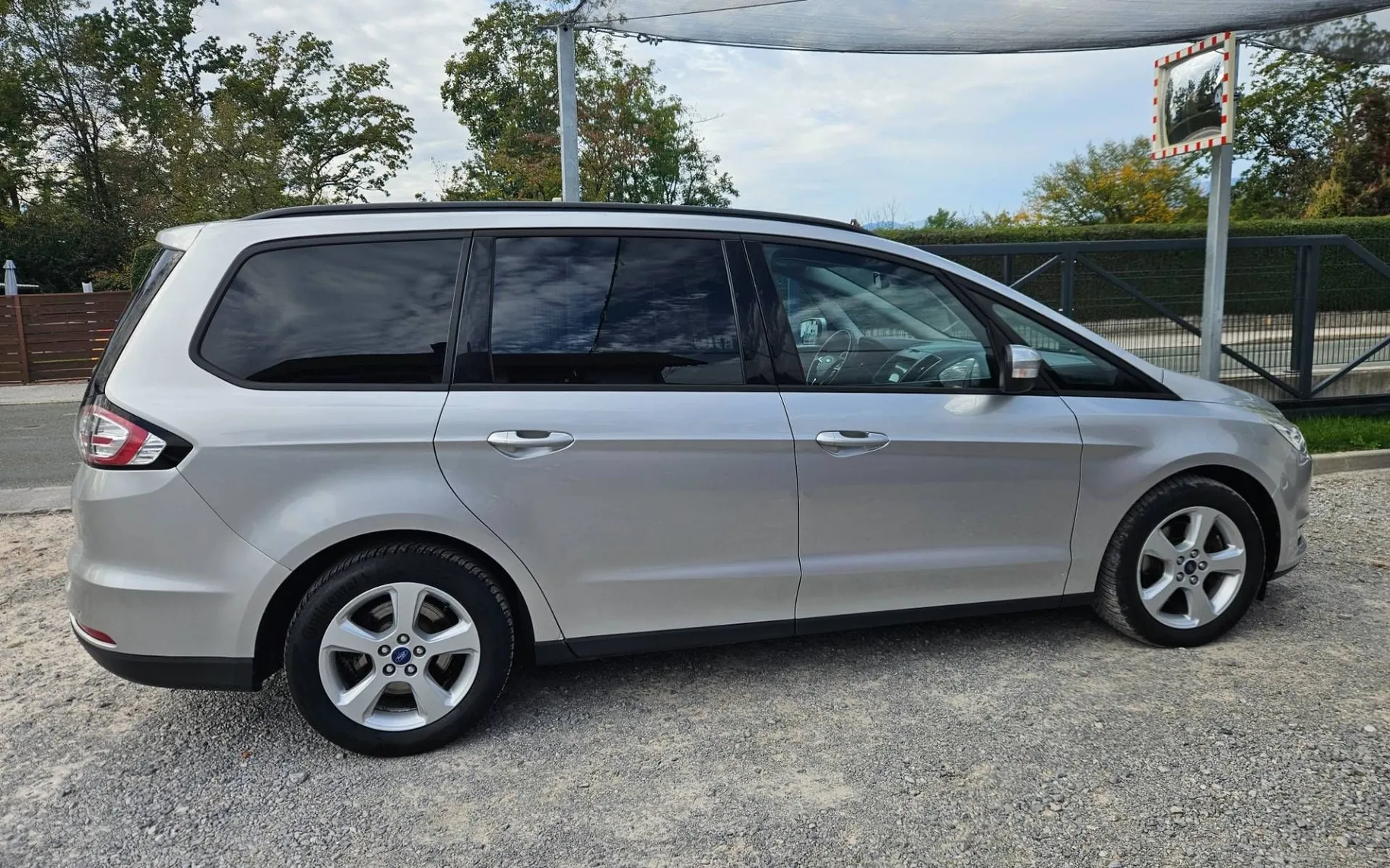 Zunanja slika - Ford Galaxy - 2.0 TDCi Titanium AVT.  NAVI 7 SEDEŽEV - 5