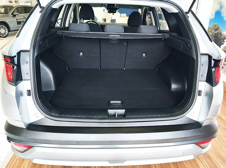 Zunanja slika - Hyundai Tucson - 1.6 T-GDI TREND-KAMERA-WINTER-DAB-LED-APPLE-VIDEO - 6