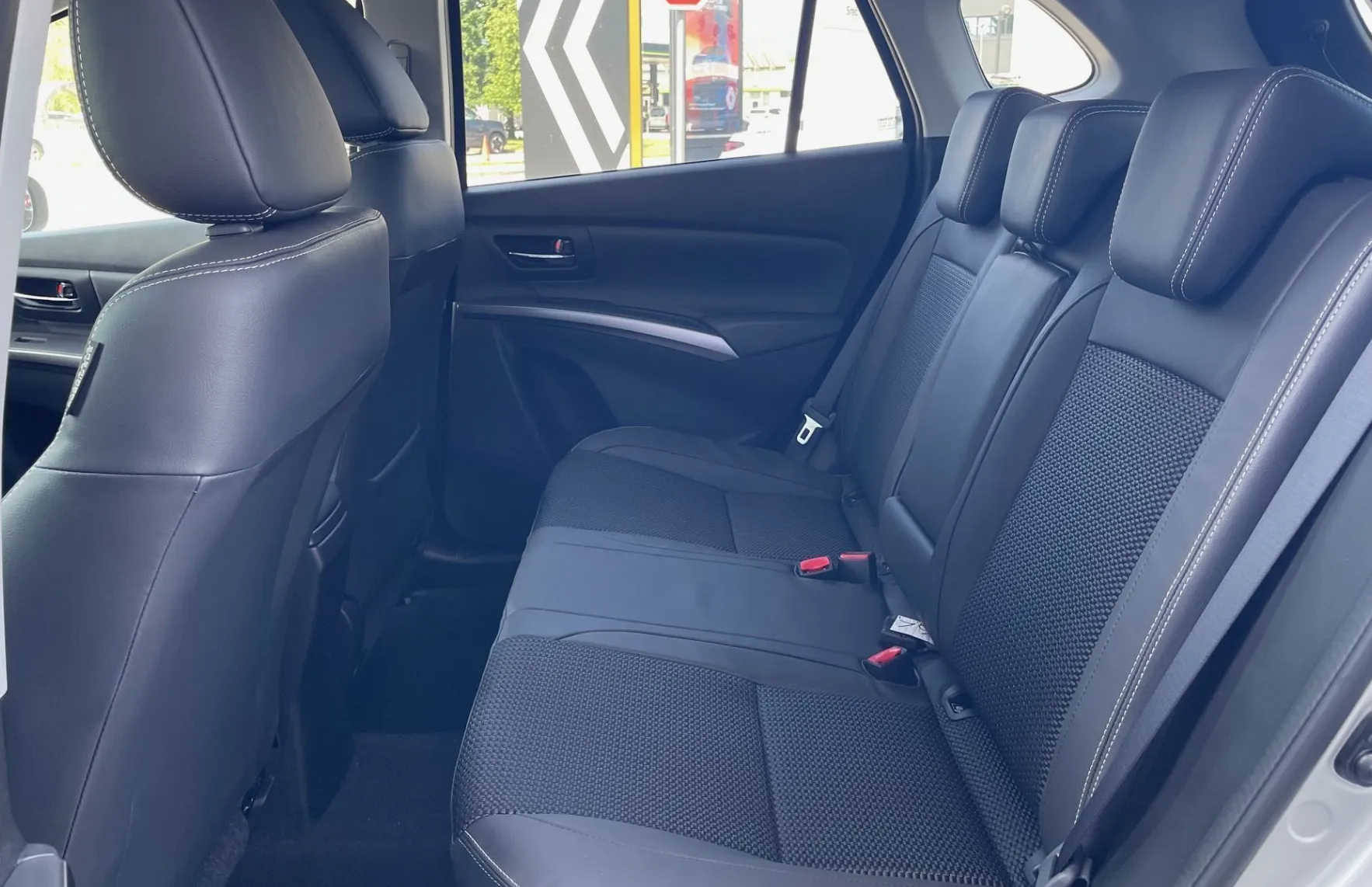 Zunanja slika - Suzuki S-Cross - 1.4 Boosterjet AllGrip Hybrid Elegance - 10