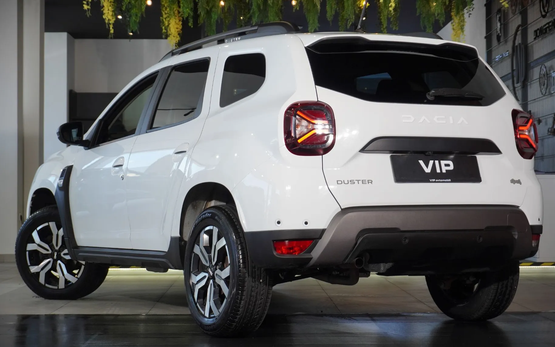 Zunanja slika - Dacia Duster - 1.5 Blue dCi 115 4x4 + SLOVENSKI + TOP - 4