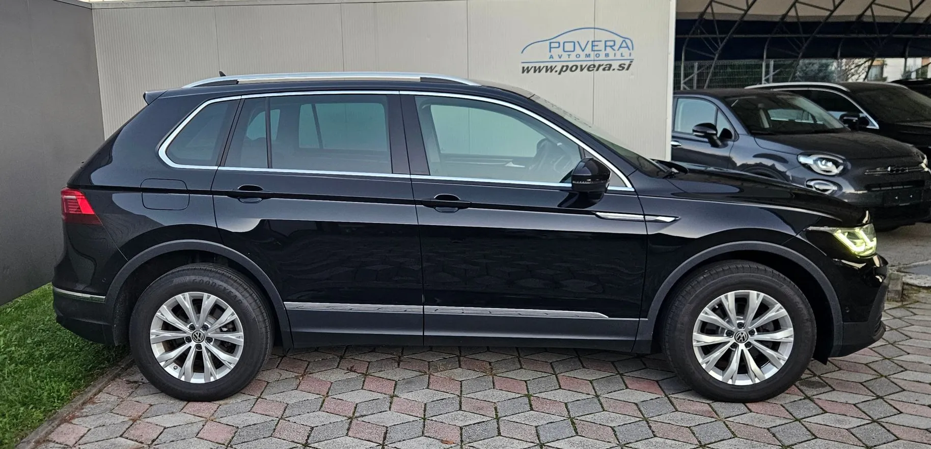 Zunanja slika - Volkswagen Tiguan - 2,0 TDI BMT Life DSG 4 motion - 4