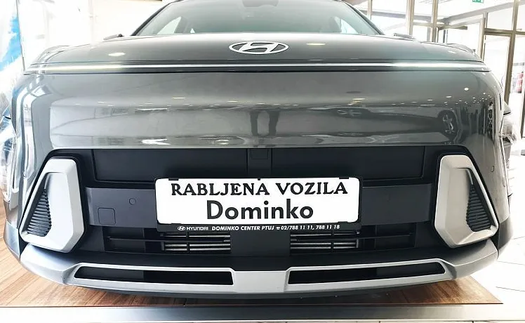 Zunanja slika - Hyundai Kona - T-GDI 100 PREMIUM-VLE. KLJ-REZ.KOLO-AMBIENT-VIDEO - 2