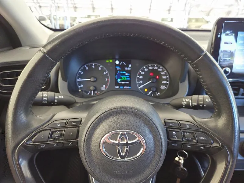 Zunanja slika - Toyota Yaris - 1.5 VVT-iE ACC KAMERA 1.LASTNIK SLO.POREKLO - 14