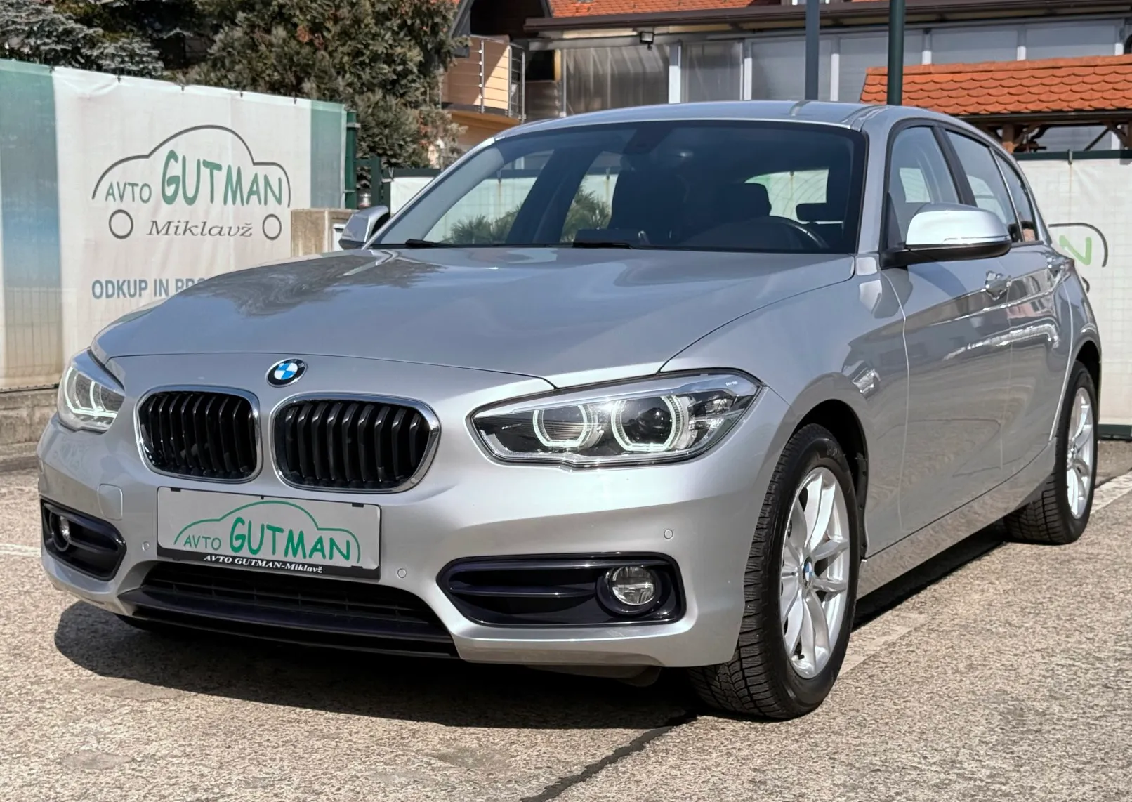 Zunanja slika - BMW Serija 1 - 1 Series 114//d / Sportline - 2