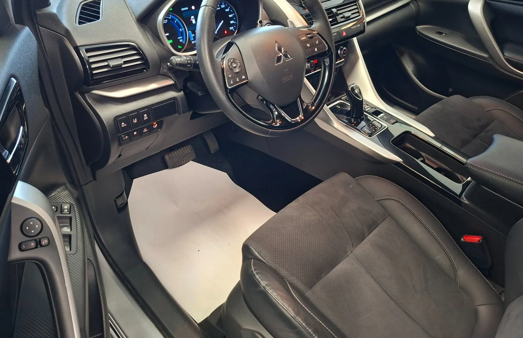 Zunanja slika - Mitsubishi Eclipse Cross - 4WD 2.4 PHEV Instyle+ CVT 1.LASTNIK-SLO-TOV.GARANC - 7