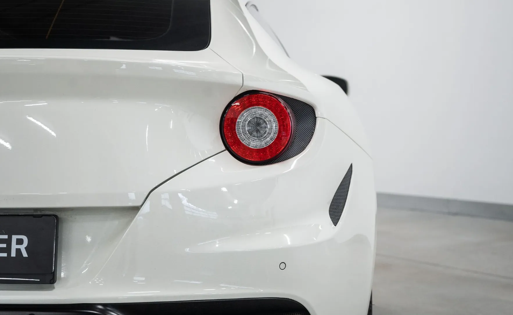 Zunanja slika - Ferrari FF - AFS LIFT - 10