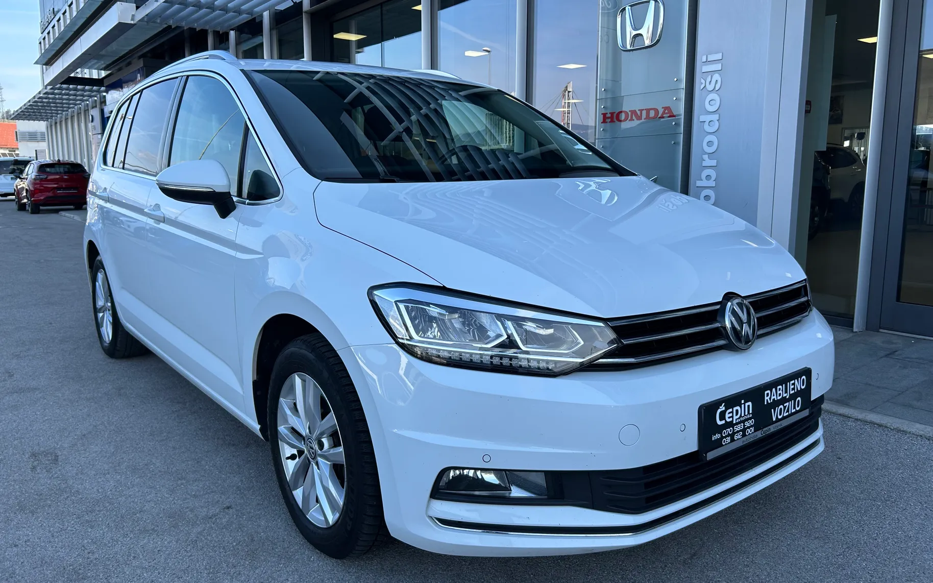 Zunanja slika - Volkswagen Touran - 2.0TDI-HIGHLINE-RADAR-TEMP.-LED-SLO-TOP - 1