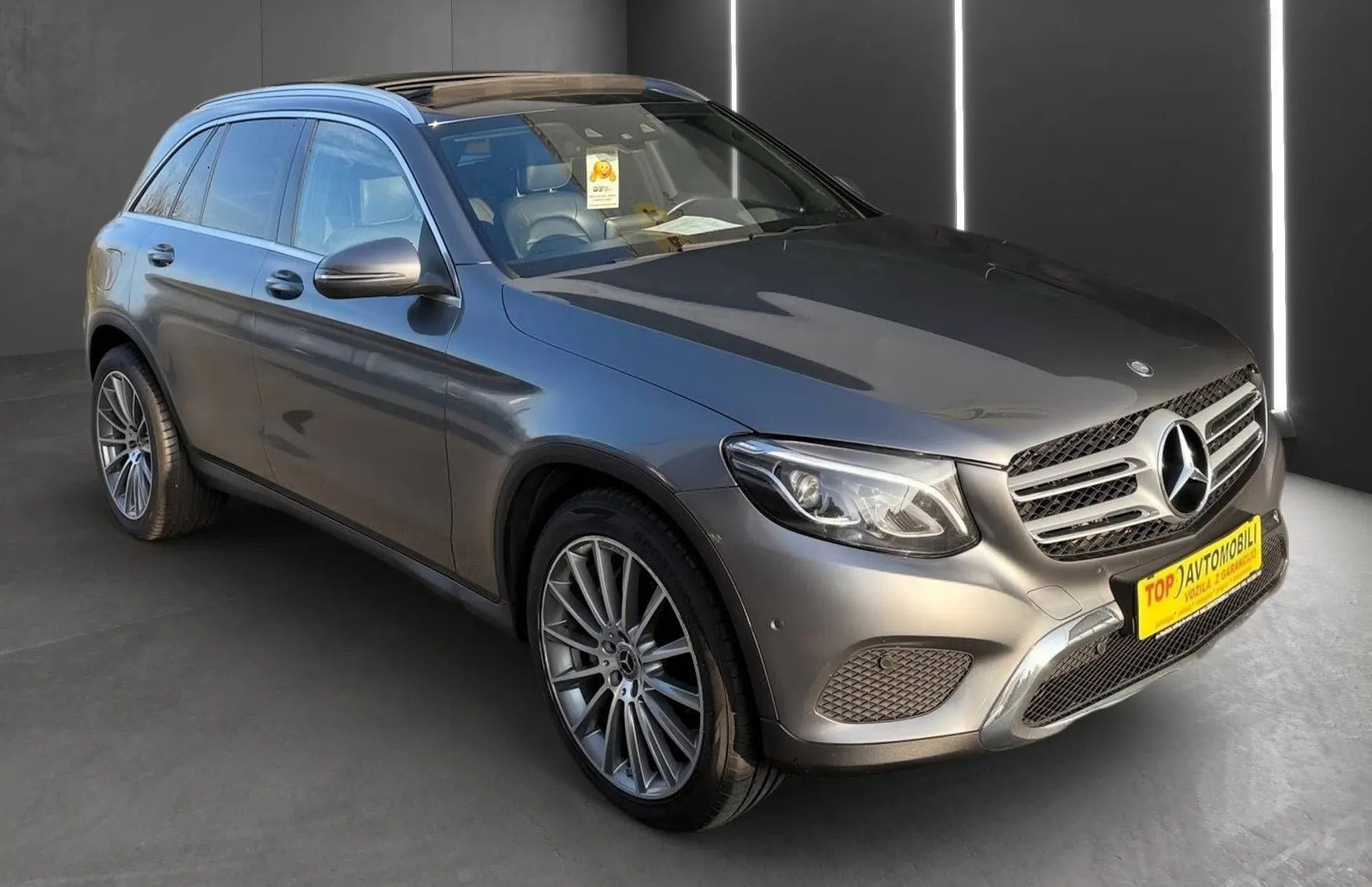 Zunanja slika - Mercedes-Benz GLC-Razred - 250 d 4MATIC AMG LINE MULTIBEAM ZRAČNO KAMERA TEM - 10