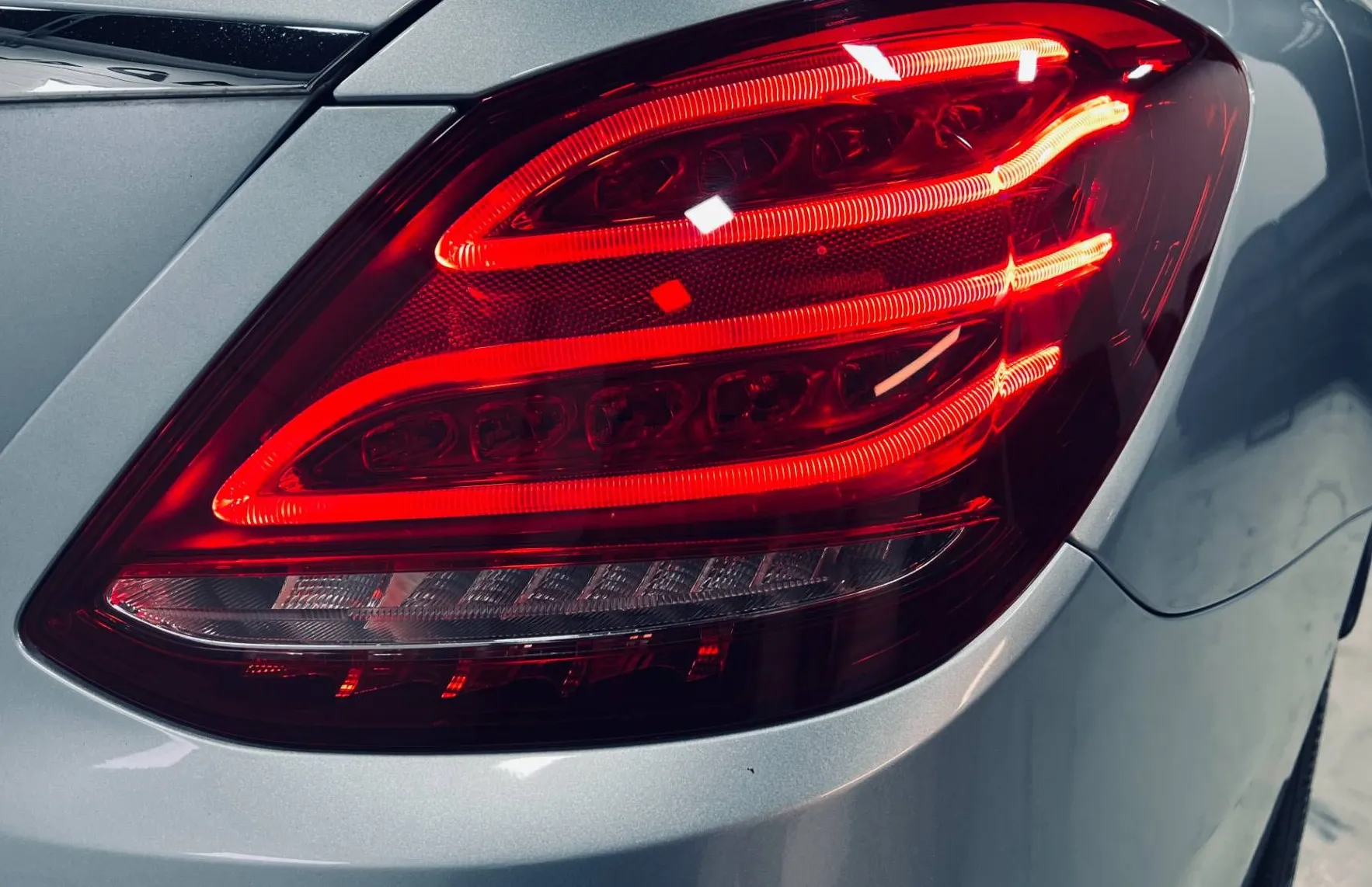 Zunanja slika - Mercedes-Benz C-Razred - C 220 d AMG LINE - KAMERA-LED-NAVI-GRETJE HLAJEN.. - 18