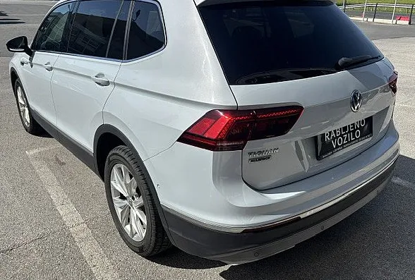 Zunanja slika - Volkswagen Tiguan Allspace - 1.4 TSI ACT BMT . LED žarometi. Radarski tempomat - 6