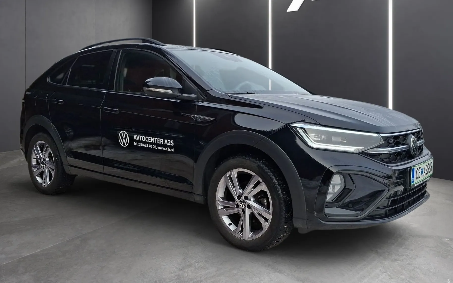 Zunanja slika - Volkswagen Taigo - 1.0 TSI avt. R-Line 115 KM - 2