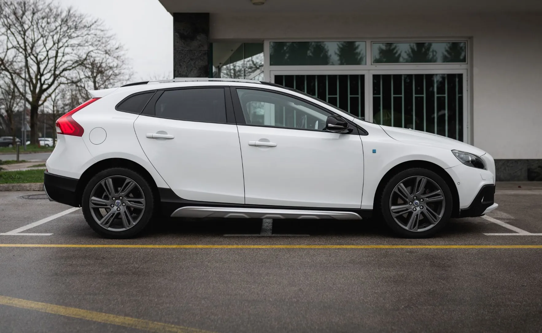 Zunanja slika - Volvo V40 Cross Country - D3 Summum STYLE PAN - 4