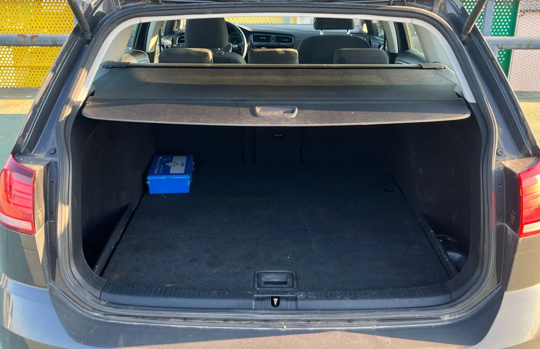 Zunanja slika - Volkswagen Golf - Variant 1.6 TDI BMT Rabbit - 8