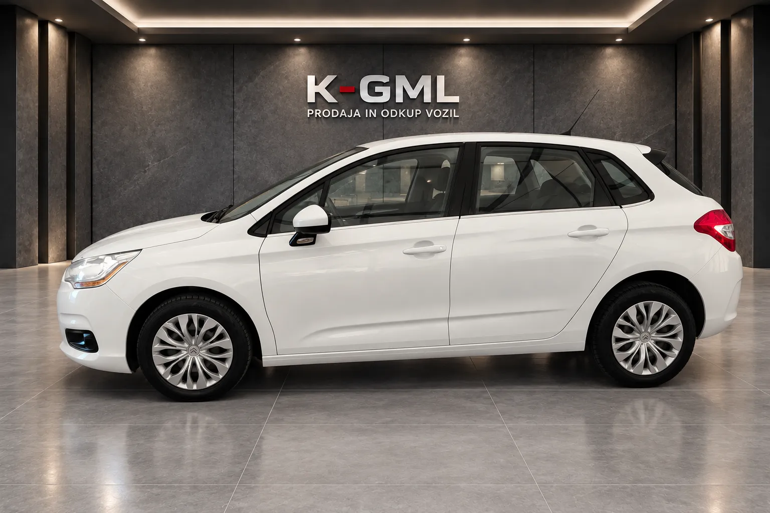 Zunanja slika - Citroën C4 - 1.6 e-HDi 6 PRESTAV-NAVIGACIJA-TEMPOMAT-ODLIČEN - 2