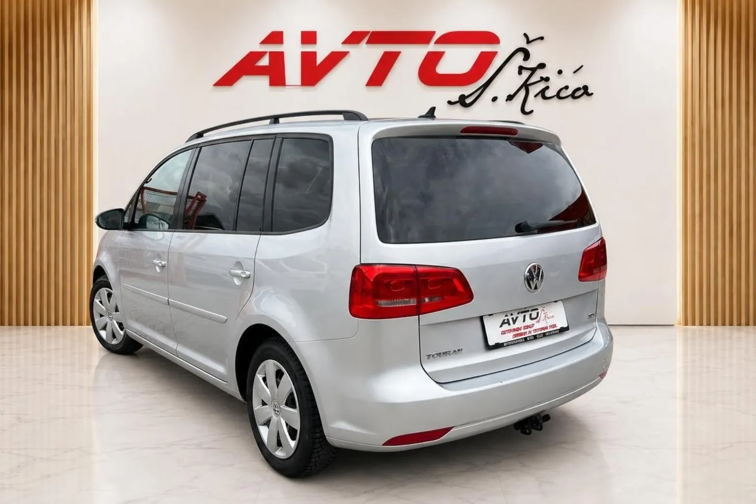 Zunanja slika - Volkswagen Touran - 1.6 TDI - 5