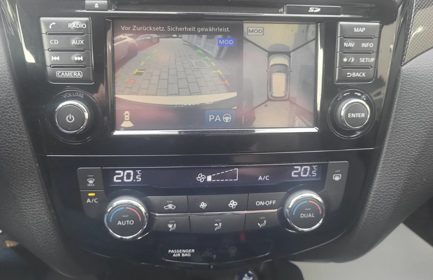 Zunanja slika - Nissan X-Trail - 1.6 dCi Aut navi-alu-pdc-kamera-acc-usnje-servis - 11