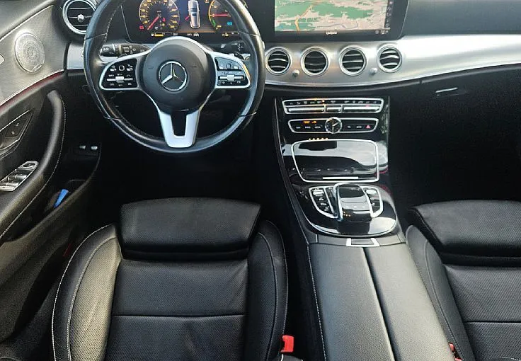 Zunanja slika - Mercedes-Benz E-Razred - E 300De 276ks °FULL LED° °VIRTUAL°18-COL°°ZRAČNO° - 10