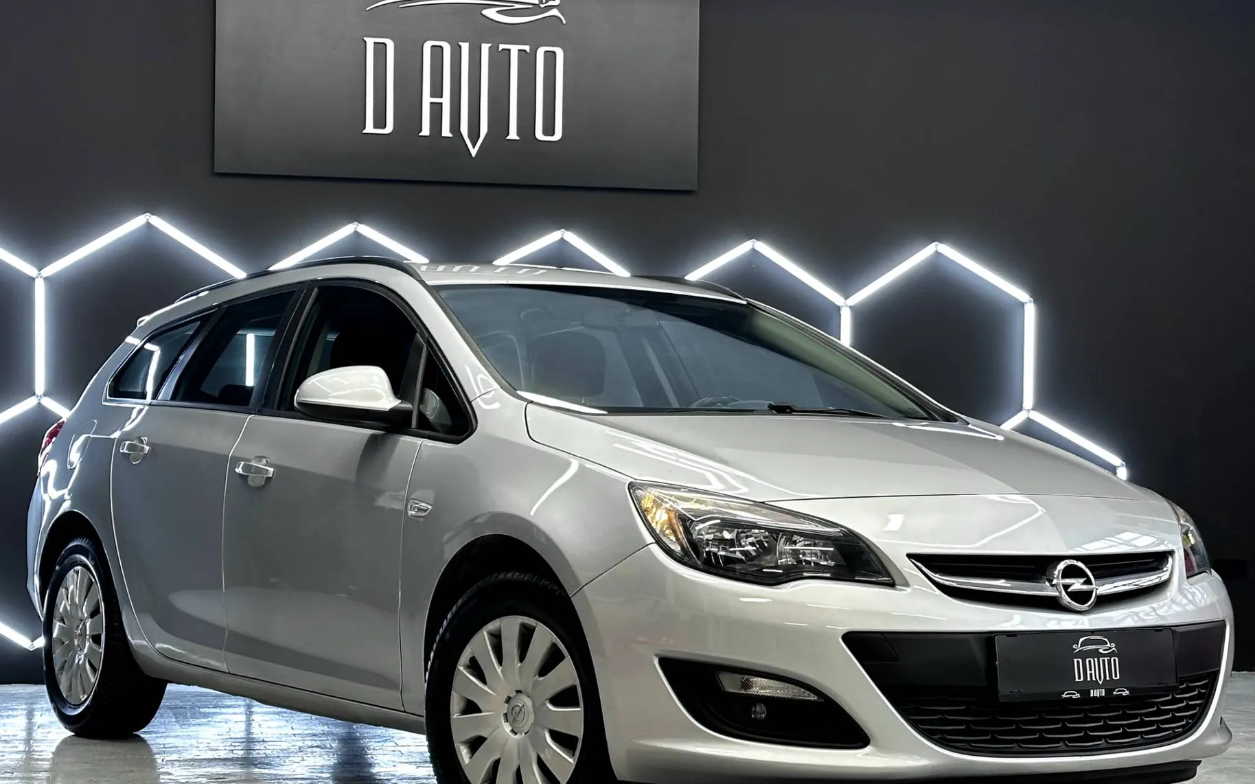 Zunanja slika - Opel Astra - 1.6 CDTI 100KW - 1. LASTNIK - SLO. POREKLO... - 3