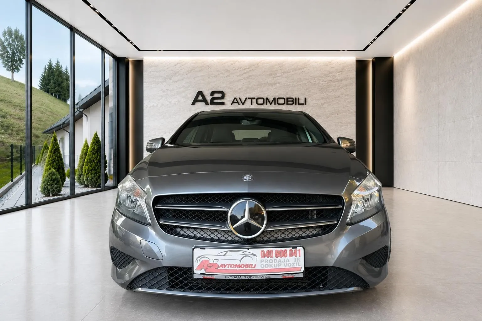 Notranja slika - Mercedes-Benz A-Razred - 180 -AMG SEDEŽI-KLIMA-ALU- - 8