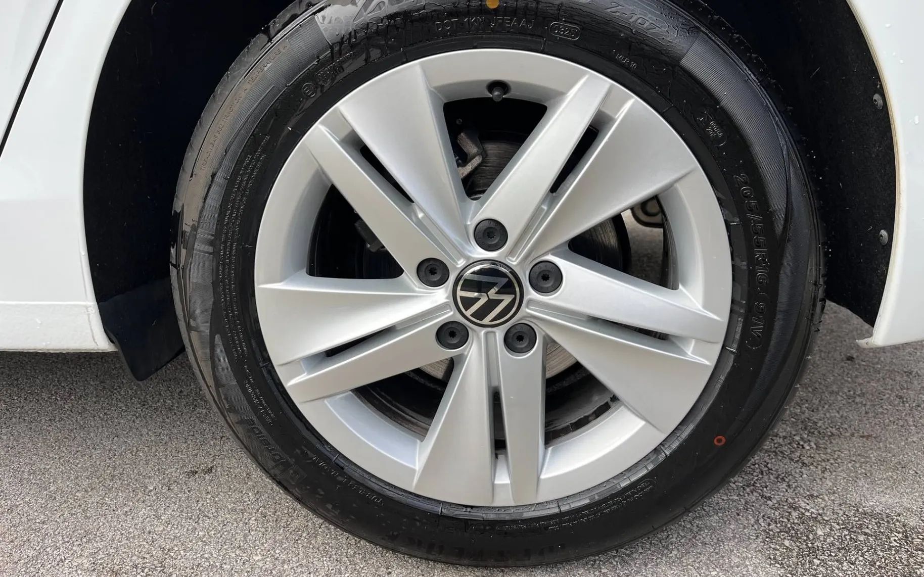 Notranja slika - Volkswagen Golf - 2.0 TDI Life-1 LASTNIK-ALU-NAVI-KAM-ODLIČEN - 8