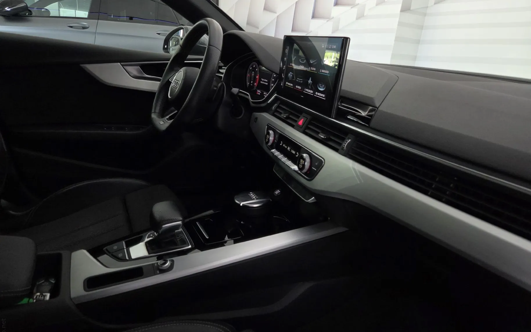 Notranja slika - Audi A5 - Sportback 40 TDI S line S tronic - 11