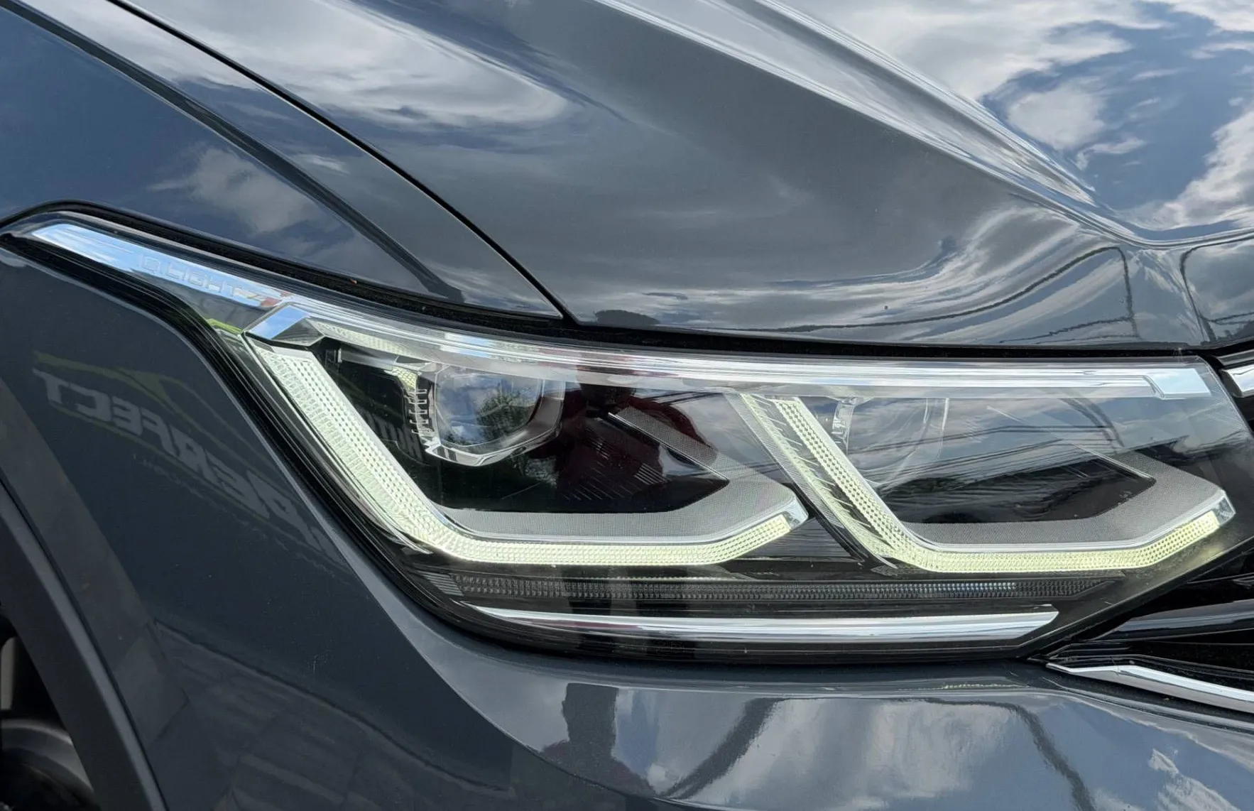 Zunanja slika - Volkswagen Tiguan - 2.0 TSI 4M R-Line DSG |HUD|KAM|PANO|IQ LIGHT|... - 19
