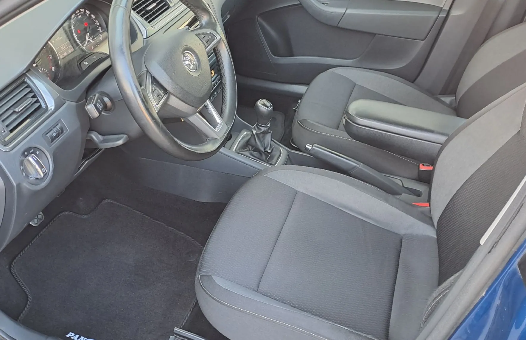 Zunanja slika - Škoda Rapid - 1.2 TSI Ambition - 4
