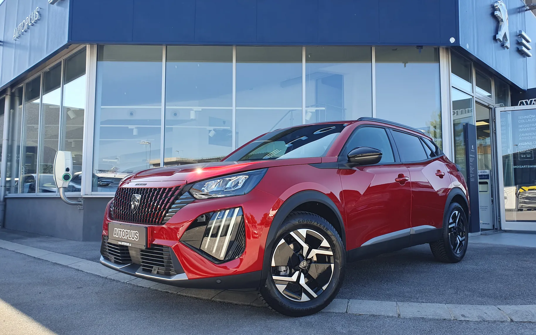 Zunanja slika - Peugeot 2008 - Allure HIBRID 110 - NA ZALOGI - 12