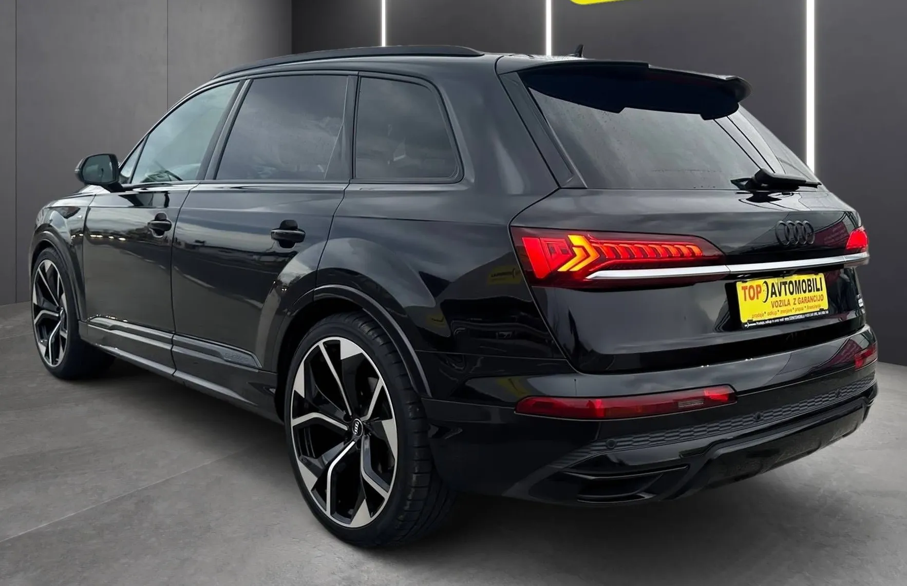 Zunanja slika - Audi Q7 - 45 TDI QUATTRO S LINE HEAD UP ZRAČNO VZMETENJE T.. - 5