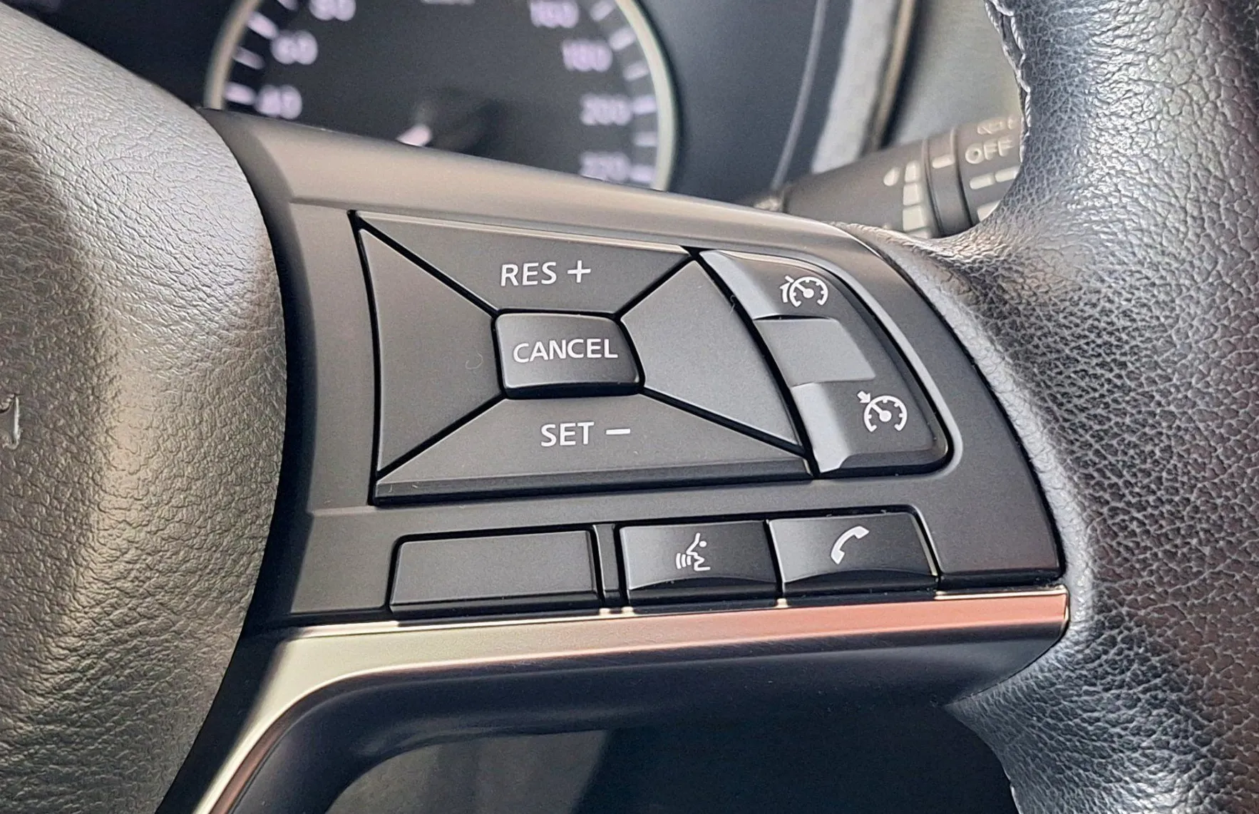 Zunanja slika - Nissan Juke - 1.0 DIG-T N-Connecta•Slovensko vozilo•NAVI•KAMER.. - 19