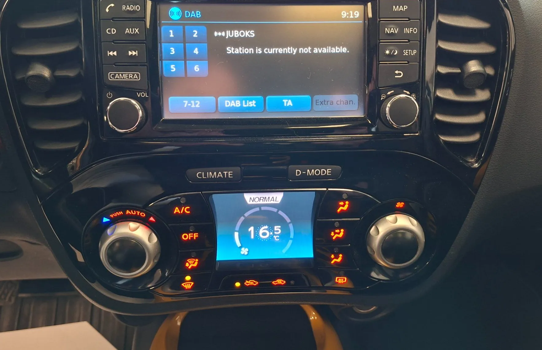 Zunanja slika - Nissan Juke - 1.2 DIG-T-LED-NAVI-360 KAMERA-ODLIČEN- - 10