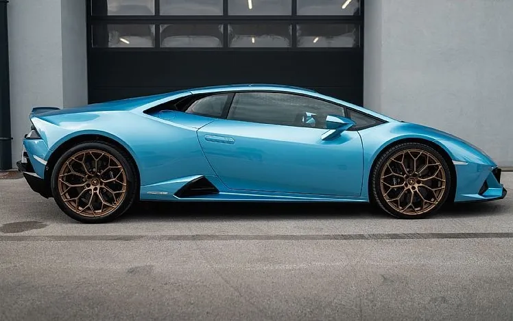 Zunanja slika - Lamborghini Huracan - EVO AWD AZZURO TERZO - 4