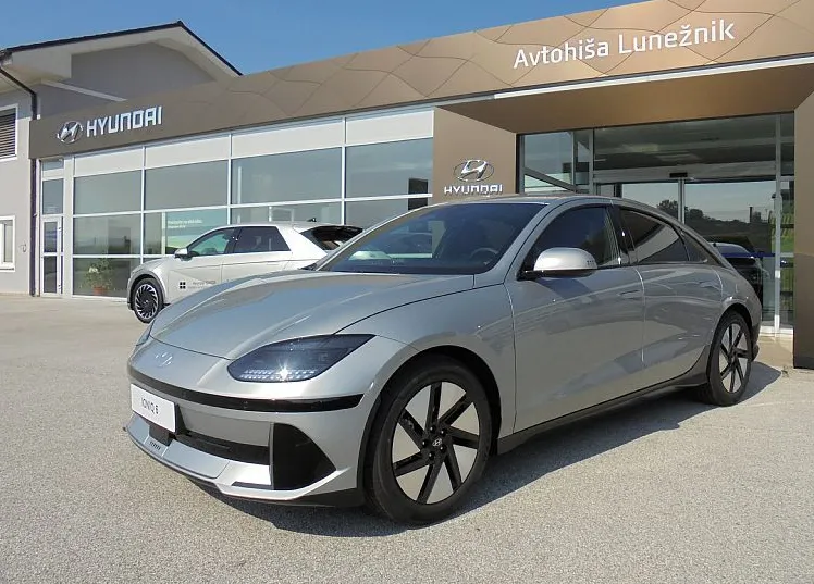 Zunanja slika - Hyundai Ioniq 6 - BEV 77KWH PREMIUM AUTO°Winter°elekt.kljuke°AKCIJA° - 1