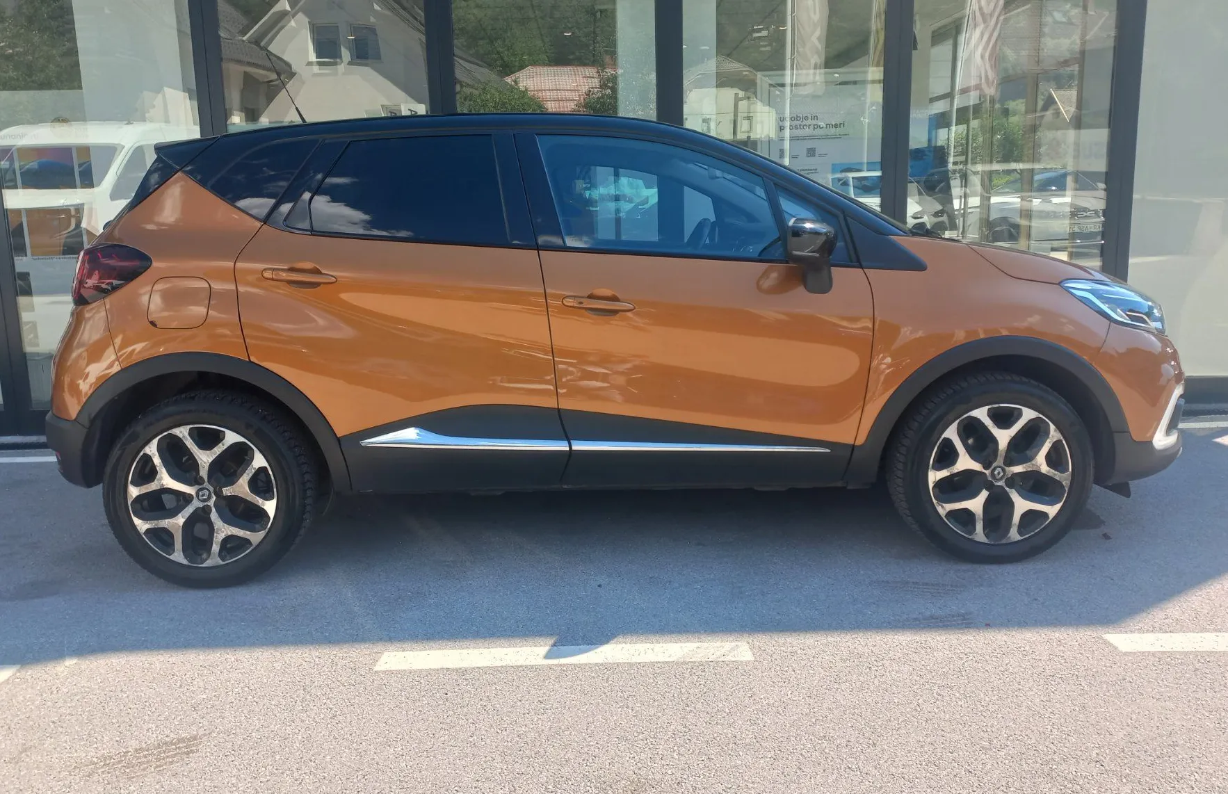 Zunanja slika - Renault Captur - TCe 90 Energy Outdoor - 2