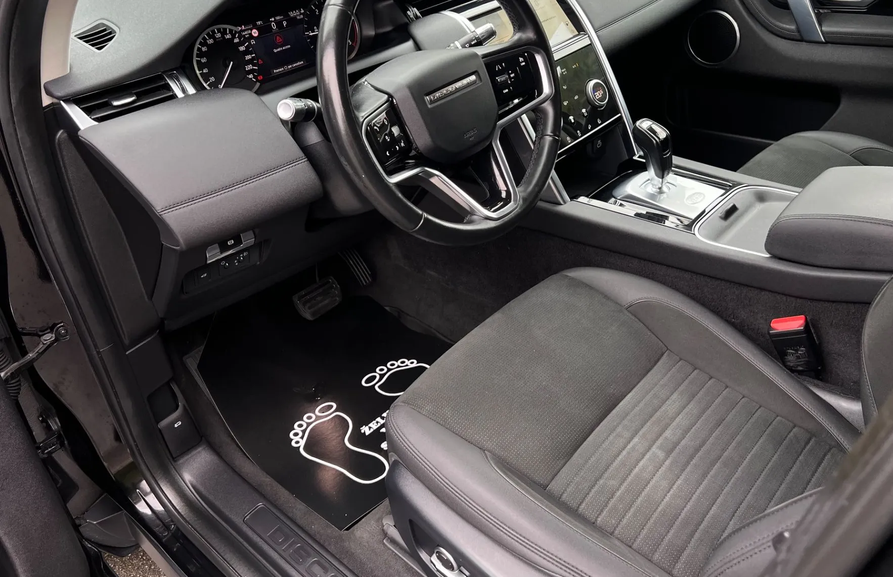 Zunanja slika - Land Rover Discovery Sport - 2.0 TD4 D165 MHEV Avt. 1 lastnik 1 letna garancij - 10