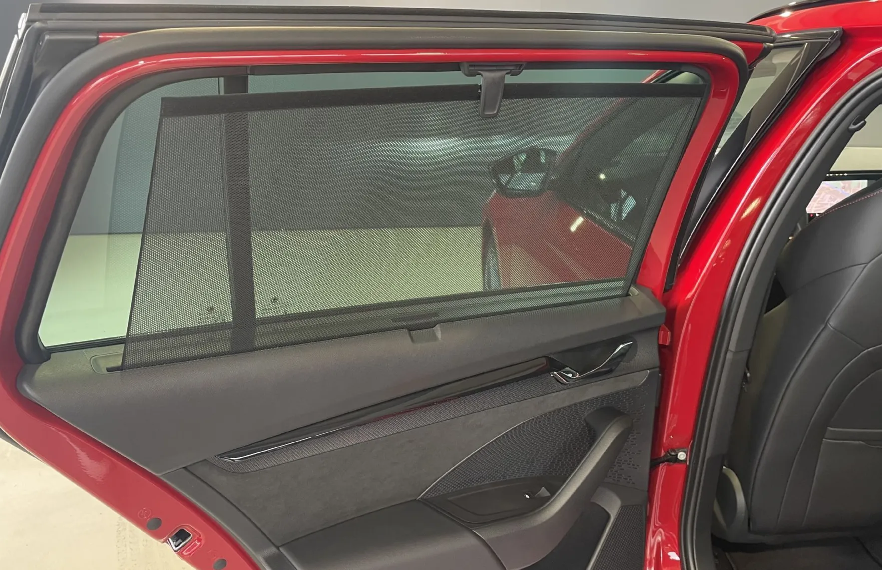 Zunanja slika - Škoda Octavia - RS-VIRTUAL-PANORAMA-NAVI-HALJENJE SED-ALCANTARA - 18