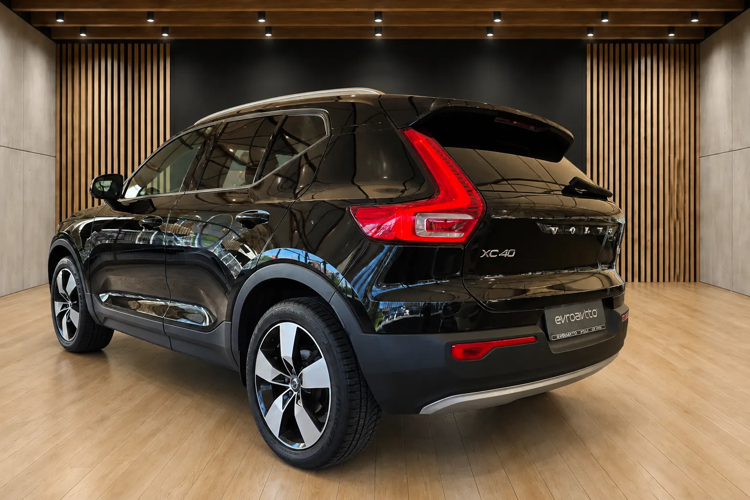 Notranja slika - Volvo XC40 - D3 Momentum Avt.Radarski temp.  ACC -Kamera - 8