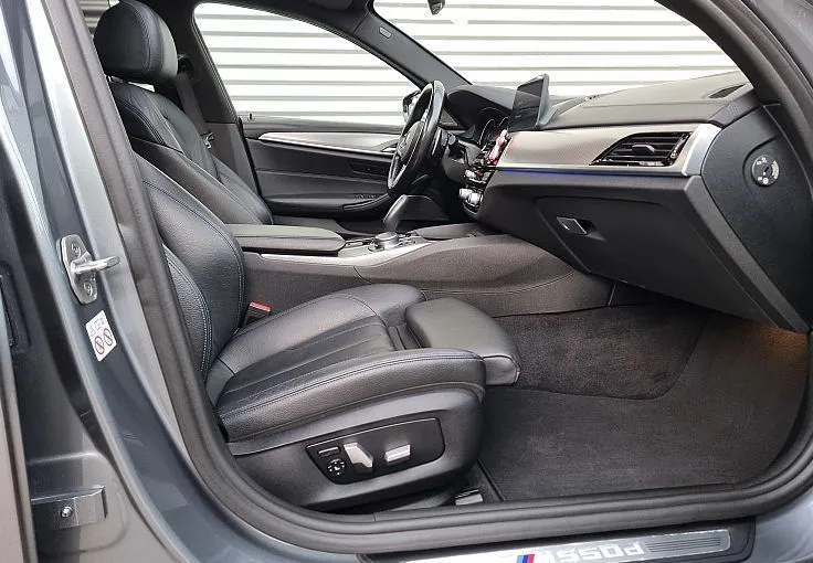 Zunanja slika - BMW Serija 5 - Touring: M550d-AUT-XD-PANORMA-USNJE-BOGATA OPREMA-ODLIČE - 9