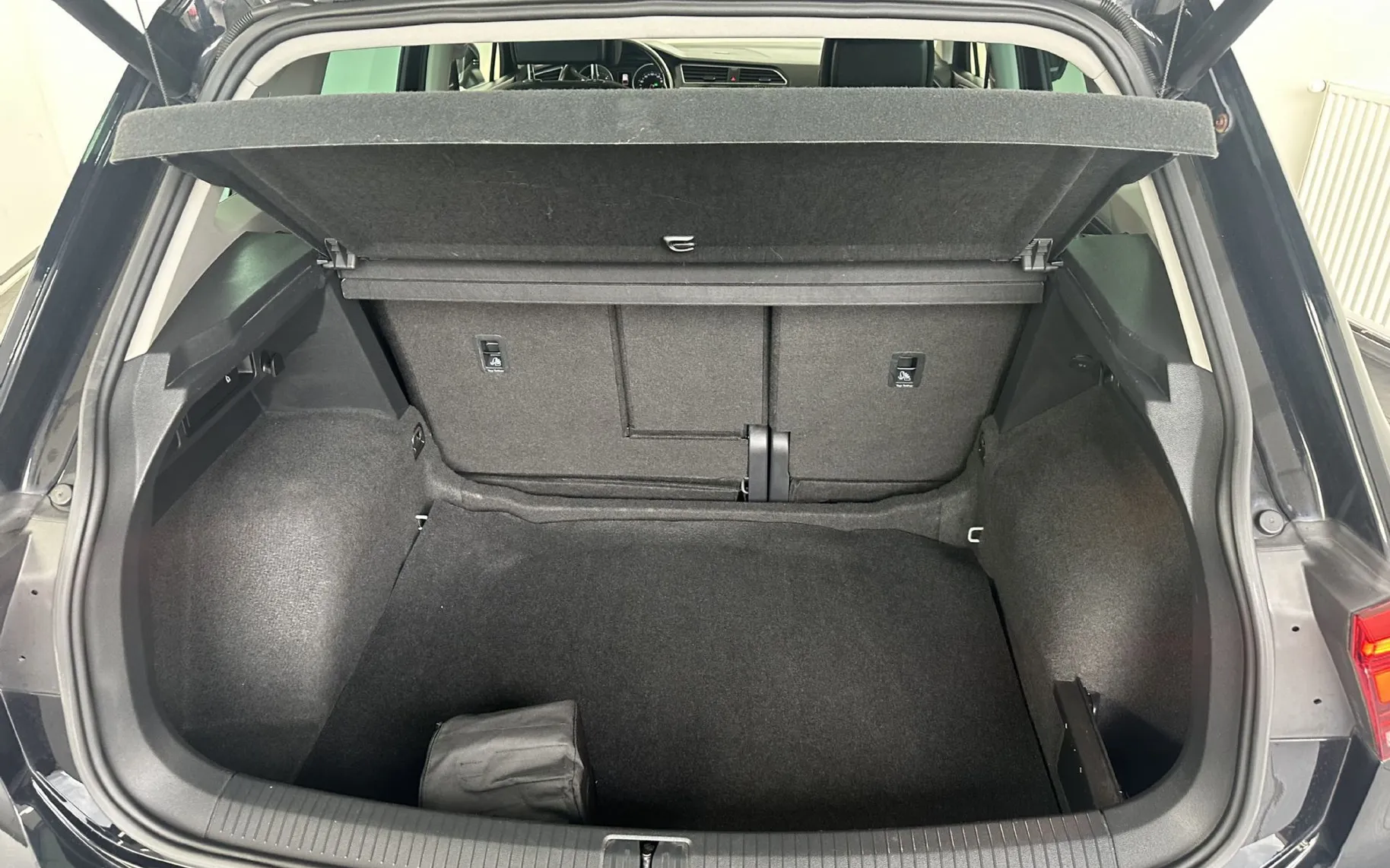 Zunanja slika - Volkswagen Tiguan - 2.0 TDI Comfort DSG.110kW.NAVI.ALU.PDC.DIZEL - 18