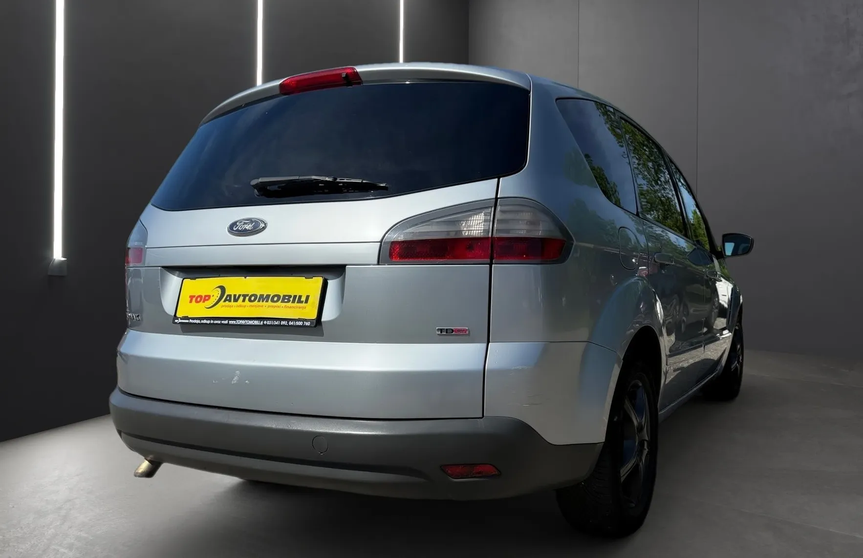 Zunanja slika - Ford S-MAX - 2.0 TDCi TITANIUM MOŽNOST FINANCIRANJA BREZ POLOGA - 6