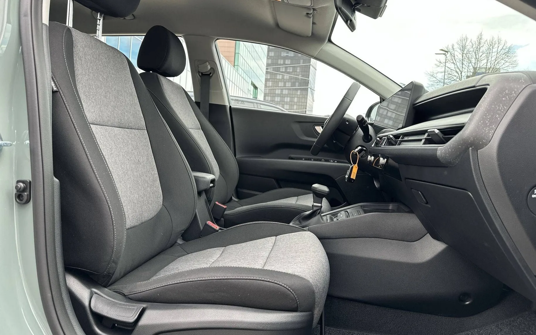 Notranja slika - KIA Stonic - 1.0 T-GDi LX Life DCT... - 20