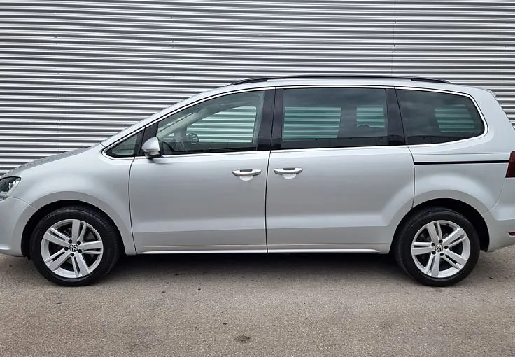 Zunanja slika - Volkswagen Sharan - 2.0 TDI-110KW+VELIKI SERVIS-7 SEDEŽEV-KAMERA - 2