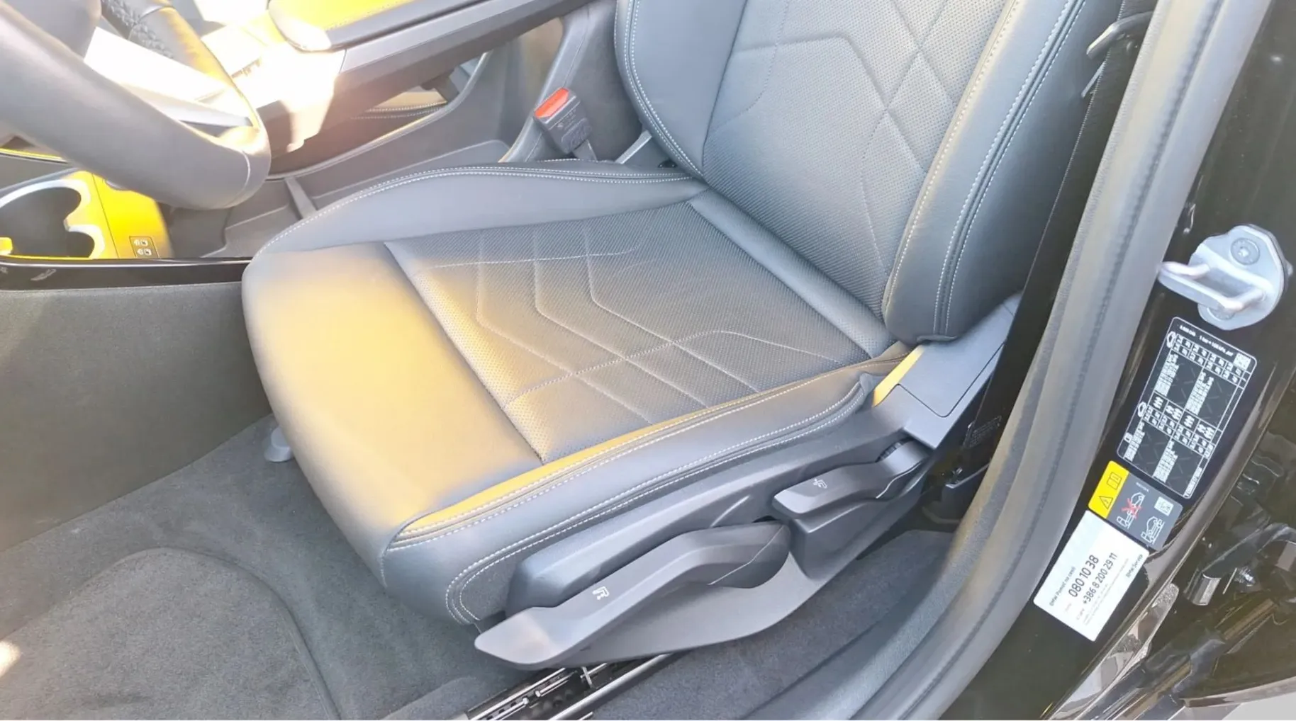 Zunanja slika - BMW X1 - serija :  xDrive25e X-LINE. SLO.LED - 12