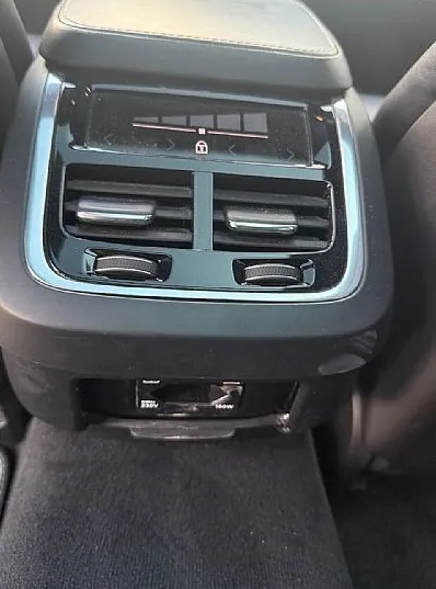 Zunanja slika - Volvo V90 - D5 AWD R-Design Carbon POLESTAR BOWERS WILKINS - 11