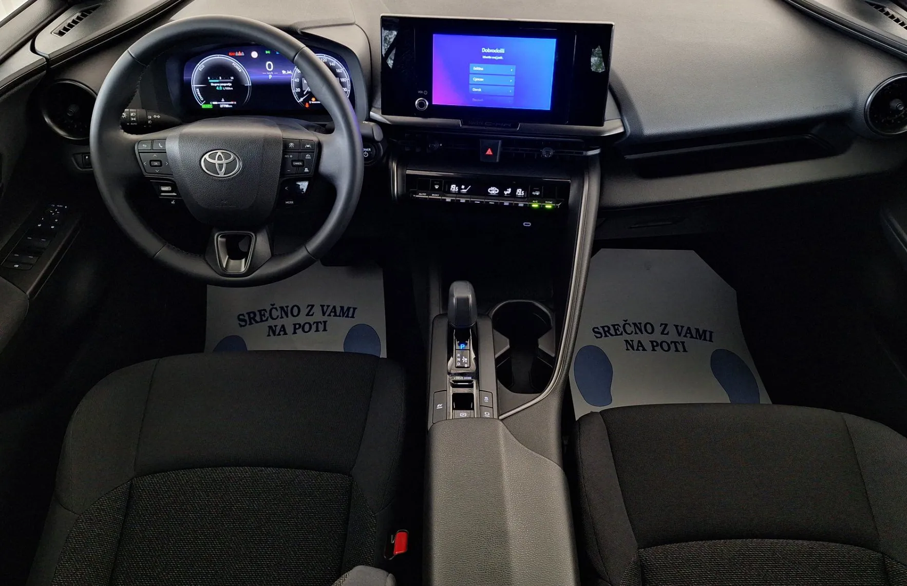 Zunanja slika - Toyota C-HR - Hybrid 1.8 C-ULT Aut. - 13